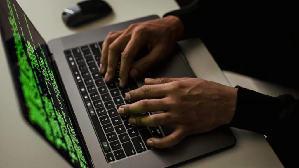 Malicious software aims at MAC users with CAPTCHA and MOTHER FALSIFER