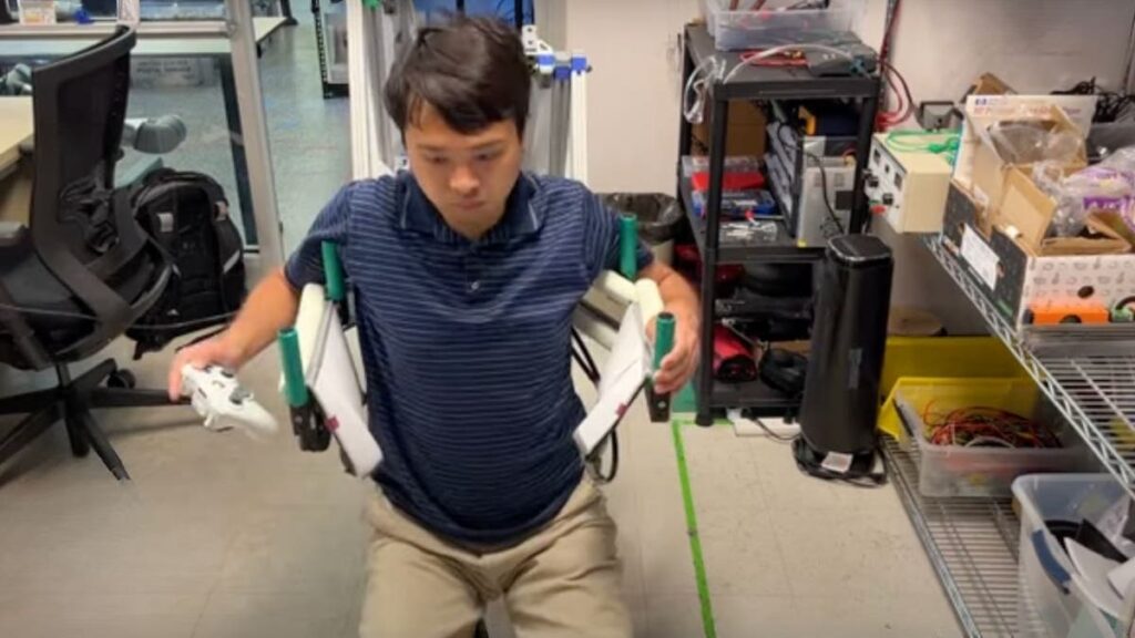 The new mobile robot helps the elderly to walk safely and prevent falls
